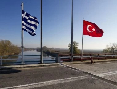 Κορυφαίος Τούρκος δημοσιογράφος πέρασε στην Ελλάδα για να γλιτώσει από τον Ερντογάν!